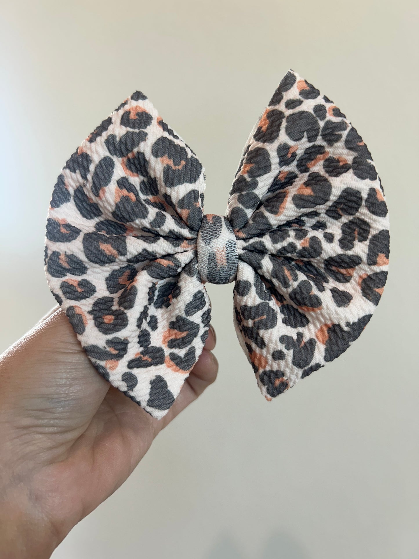 BIG CLIP BOW - LIGHT CHEETAH