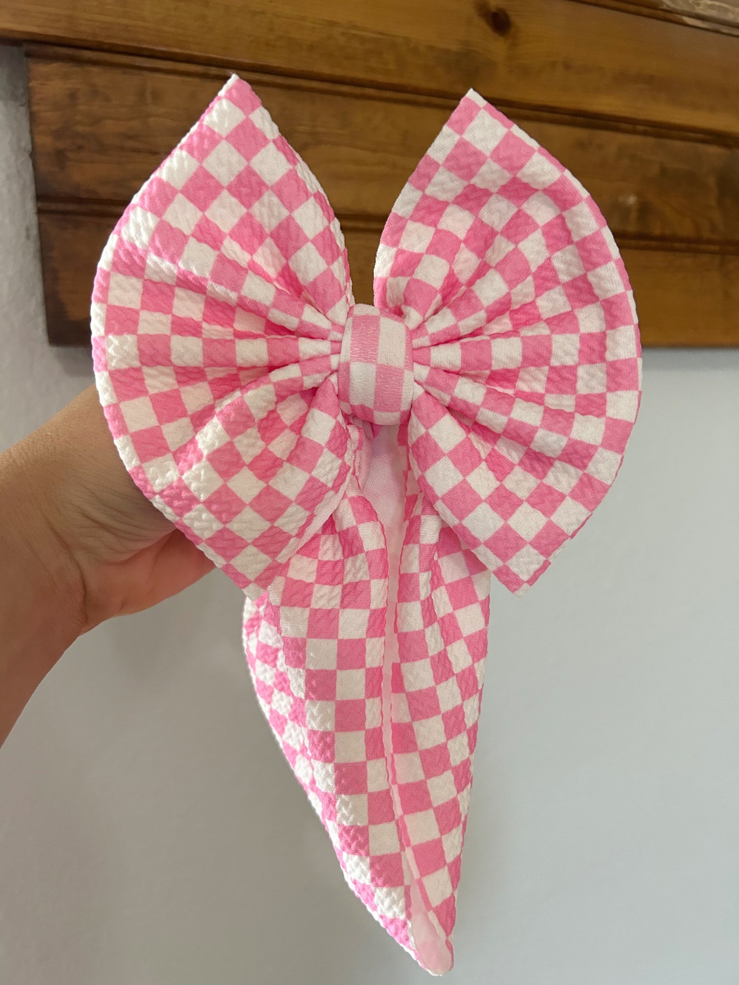 BOW -PINK/WHITE CHECKERED - BOW DROP 6/5