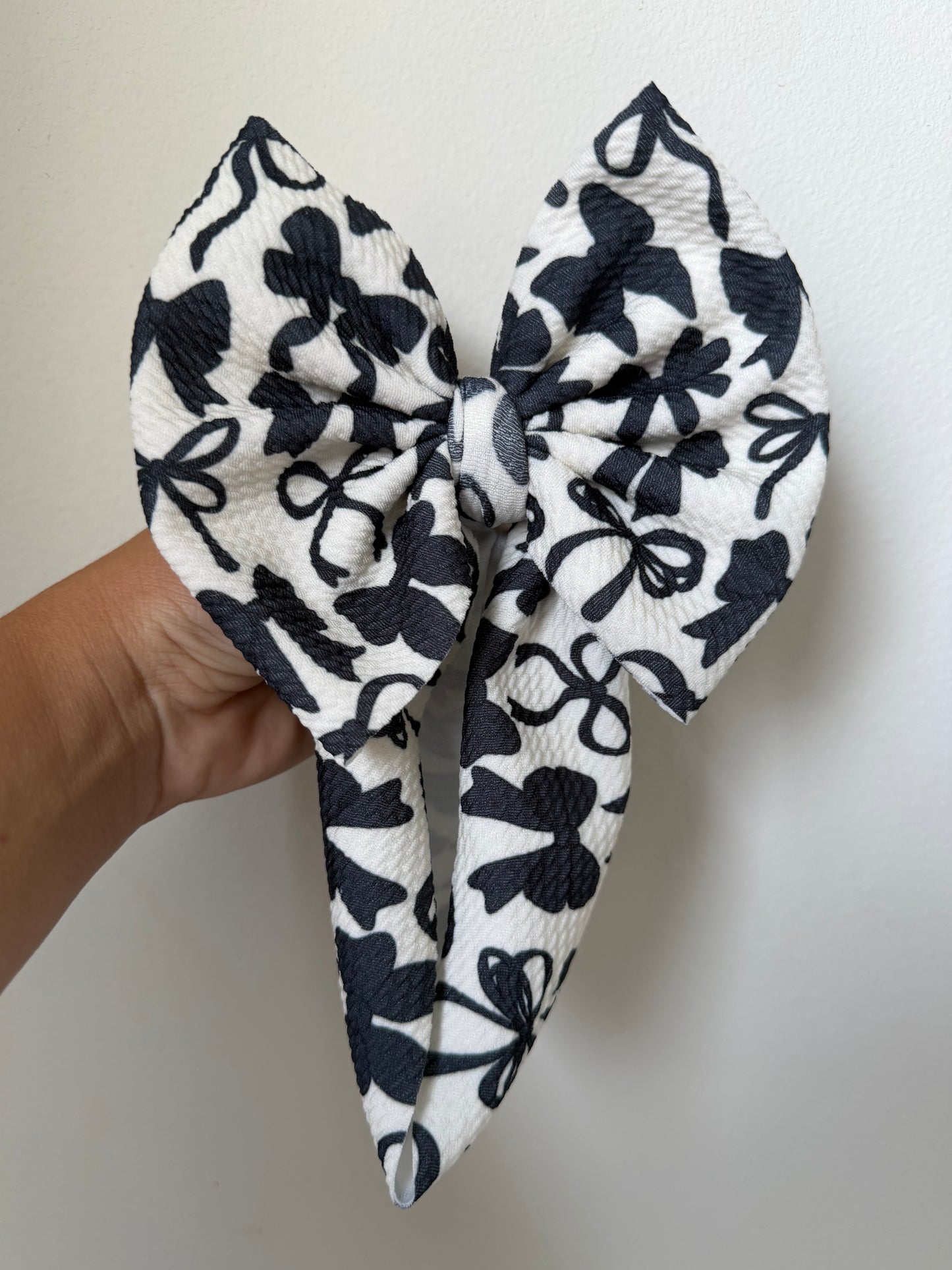 HALLOWEEN BOW - BLACK/WHITE BOWS