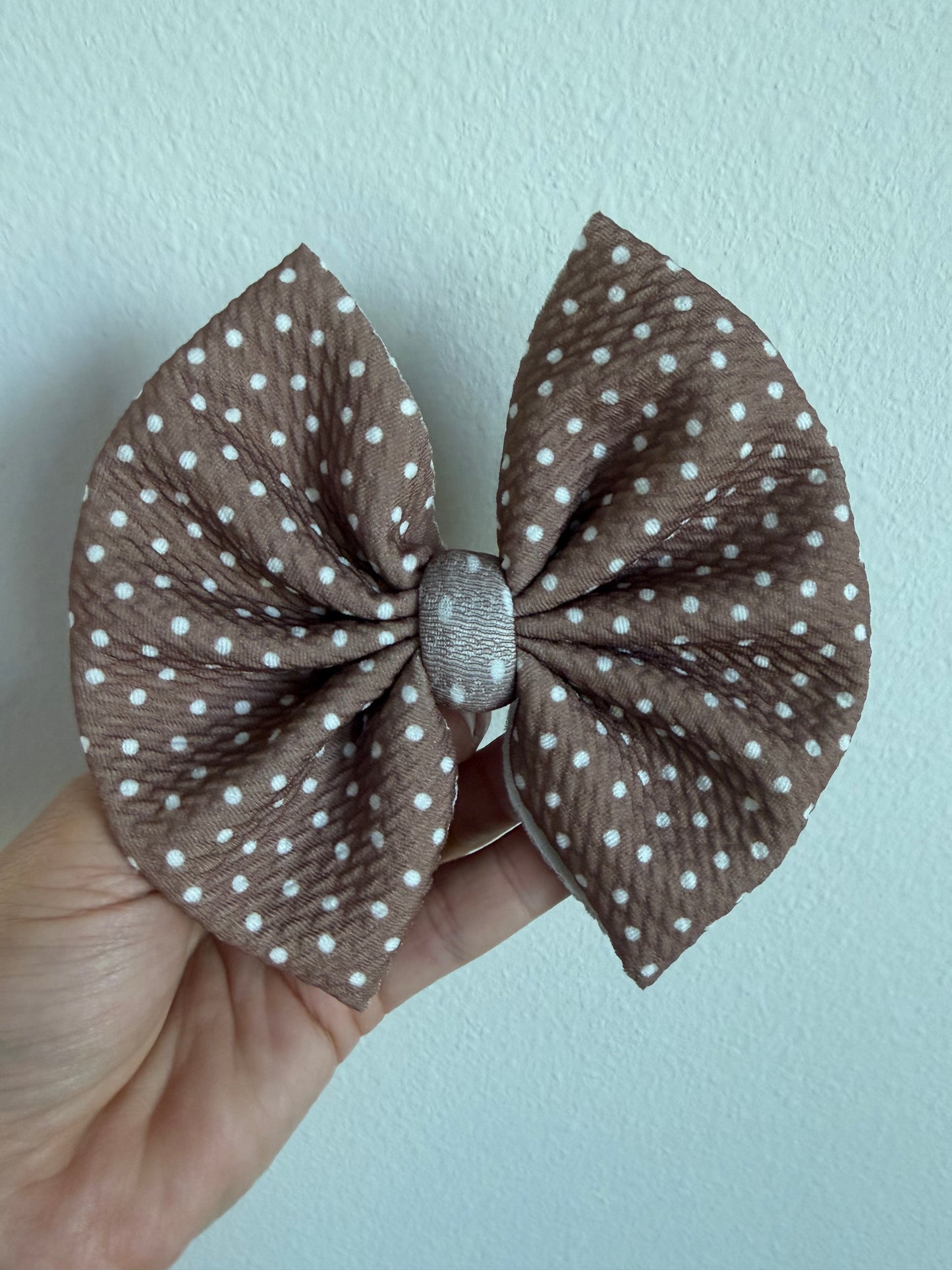 BIG CLIP - DITZY DOTS BROWN