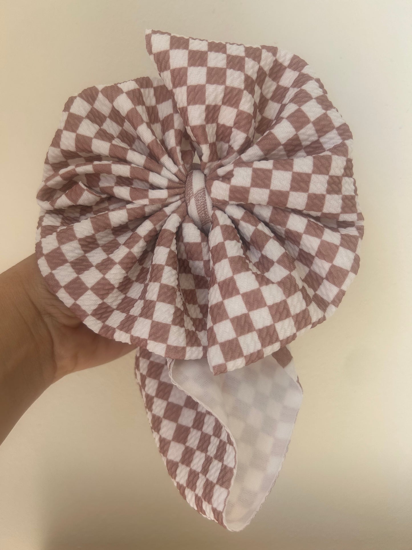BABY MESSY BOW - TAN/WHITE CHECKERED