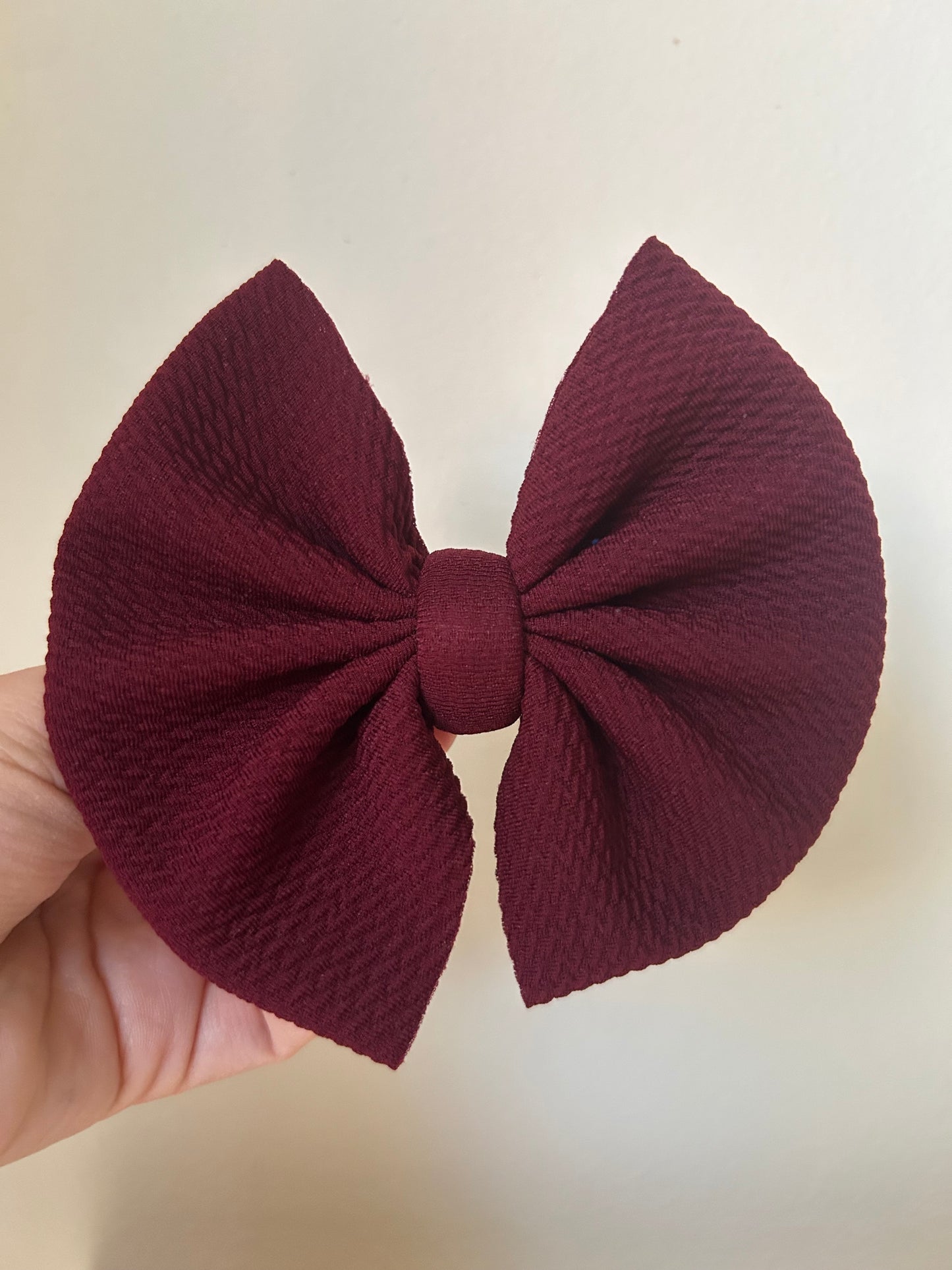 BIG CLIP - SOLID MAROON