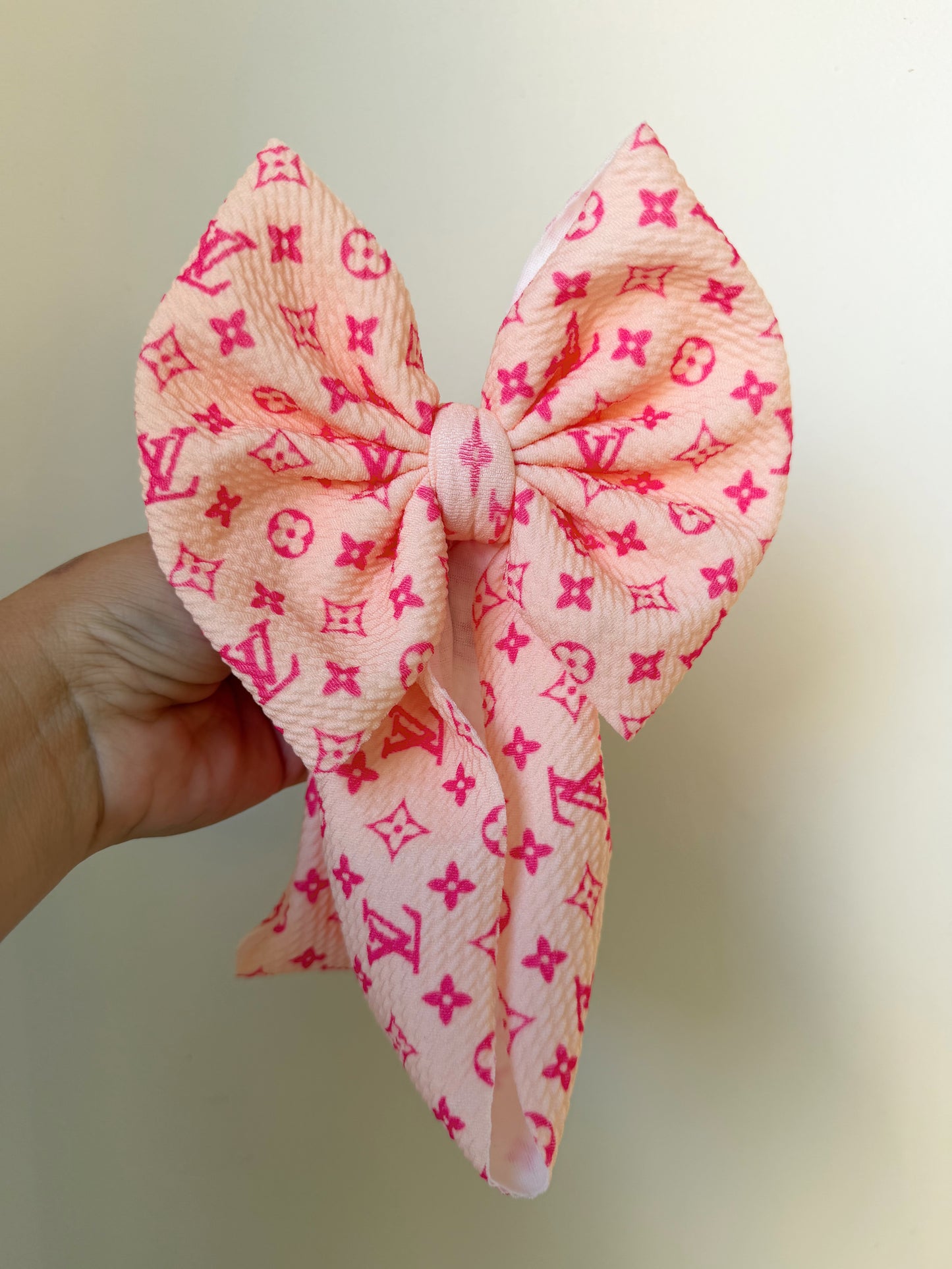 BABY REGULAR- IVORY / HOT PINK BOUJEE
