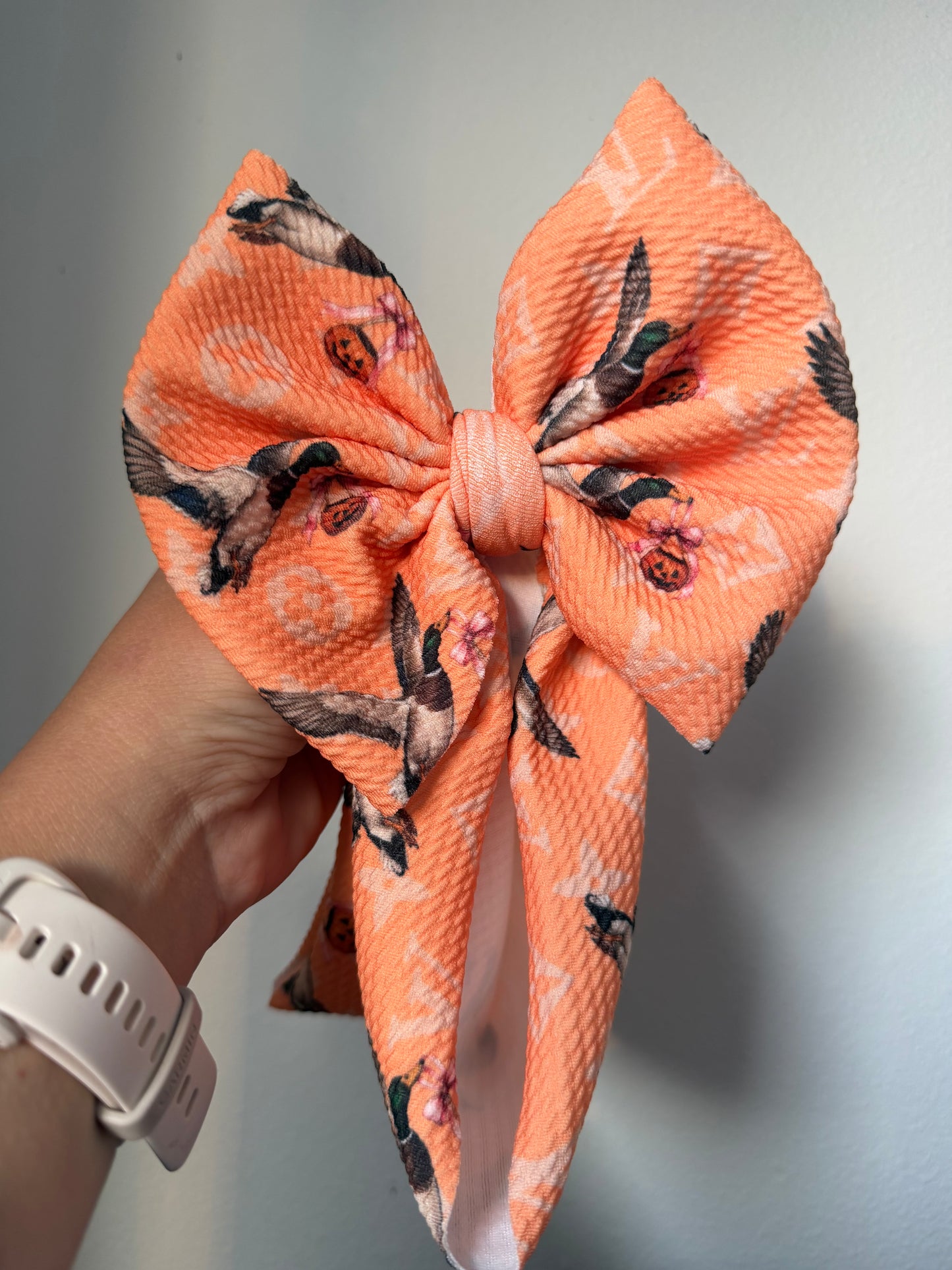 BOW -ORANGE BOUJEE DUCK