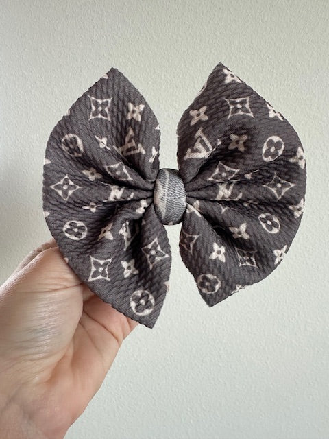 BIG CLIP BOW - MOCHA BOUJEE