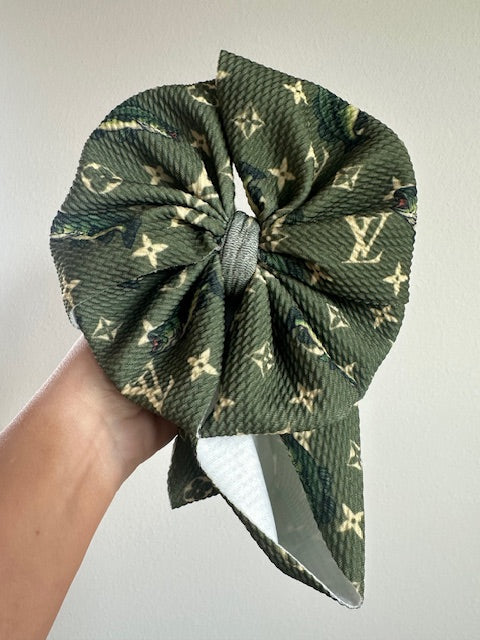 BABY MESSY BOW - BOUJEE FISH