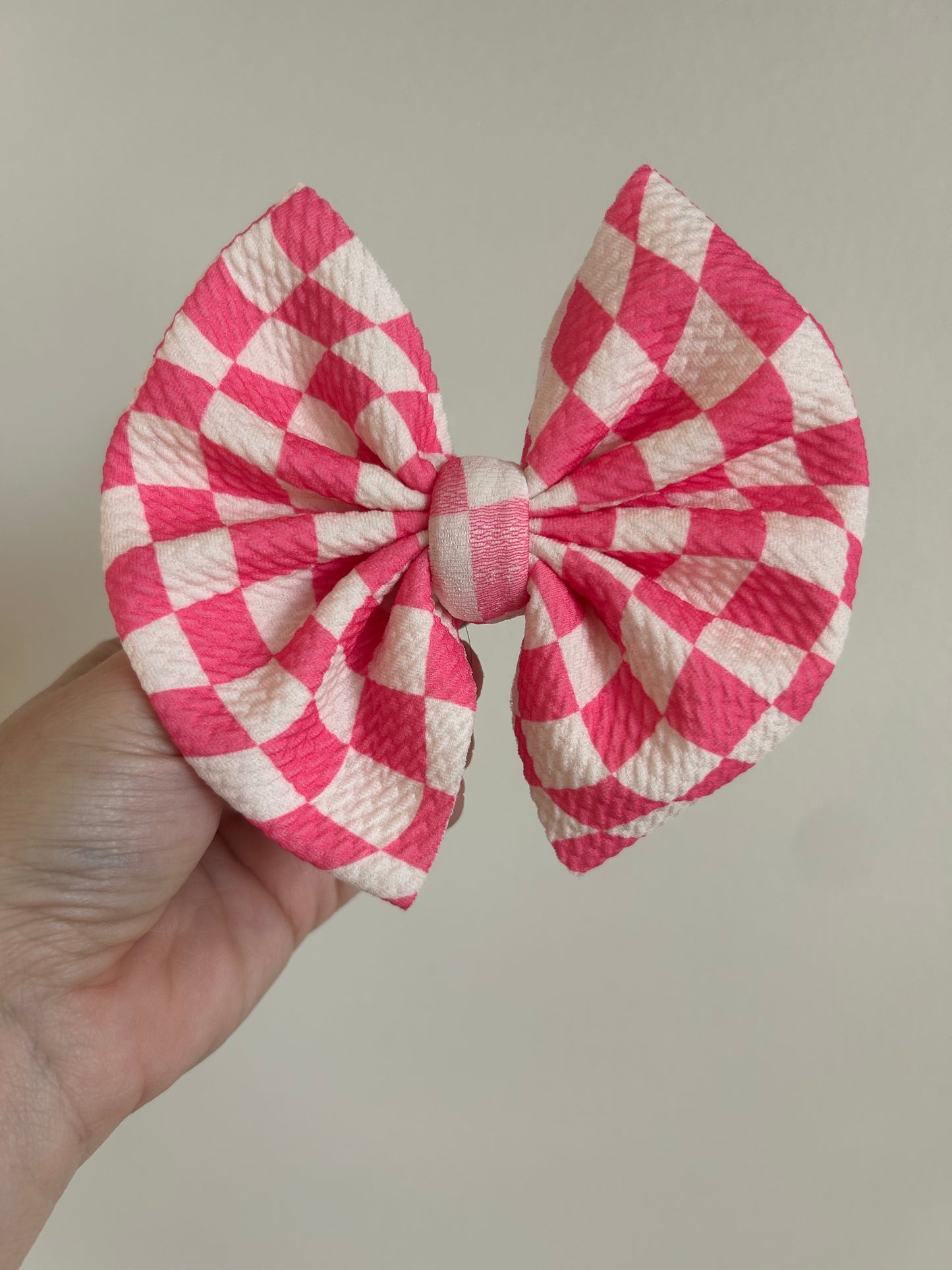 BIG CLIP - PINK GROOVY CHECKERED