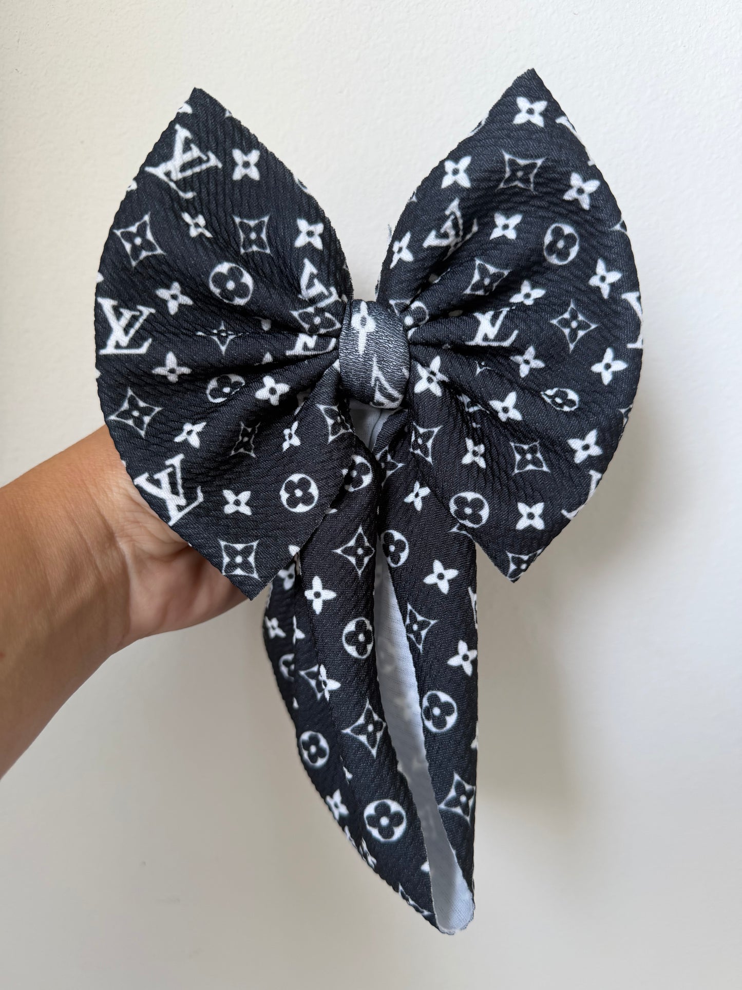 HALLOWEEN BOW - BLACK/WHITE BOUJEE