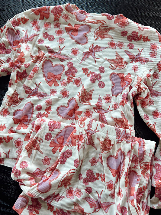 LOUNGE SET - SPARROWS