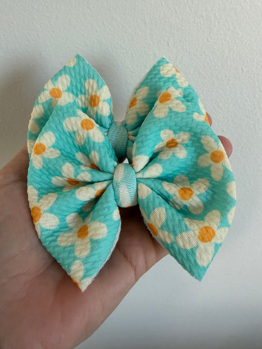PIGGIE CLIPS - WREN FLOWERS