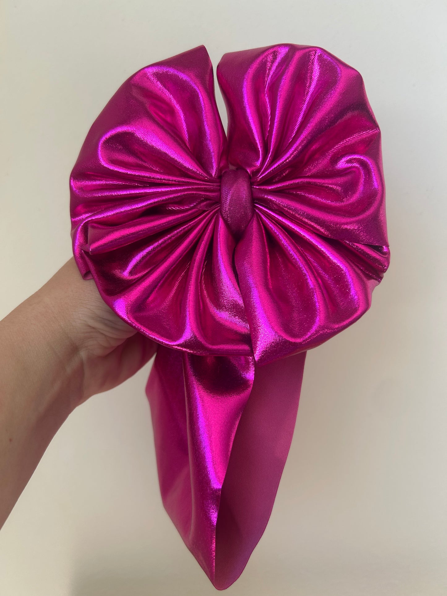 BABY MESSY BOW - HOT PINK FOIL