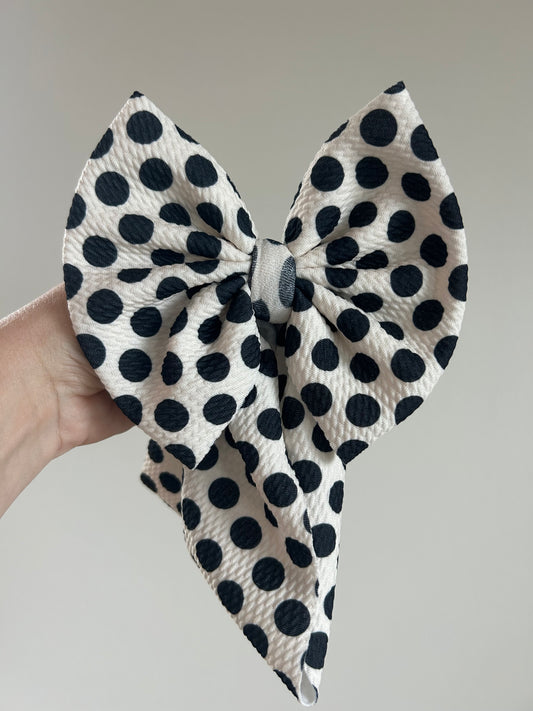 READY TO SHIP - BABY REGULAR BOW WRAP - WHITE WITH BLACK DOTS