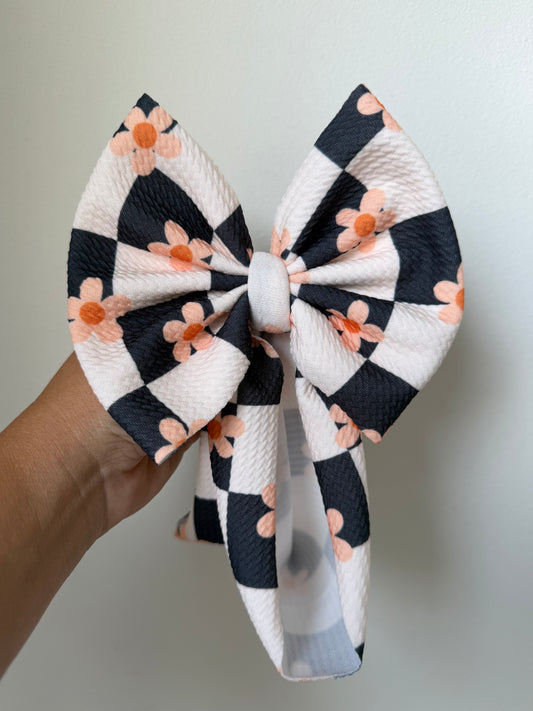 HALLOWEEN BOW - CHECKERED DAISEY