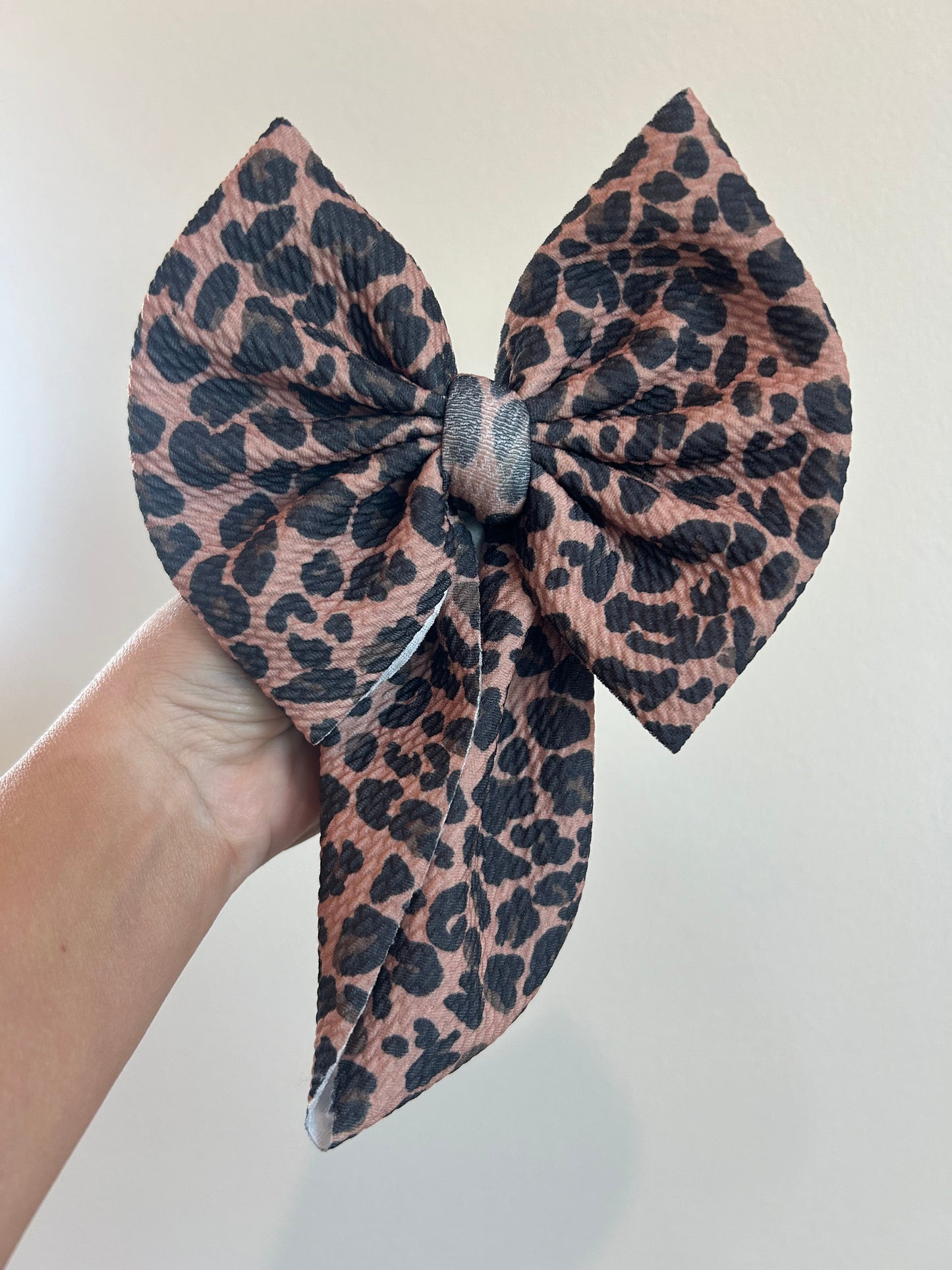 READY TO SHIP - BABY REGULAR BOW WRAP - DARK CHEETAH