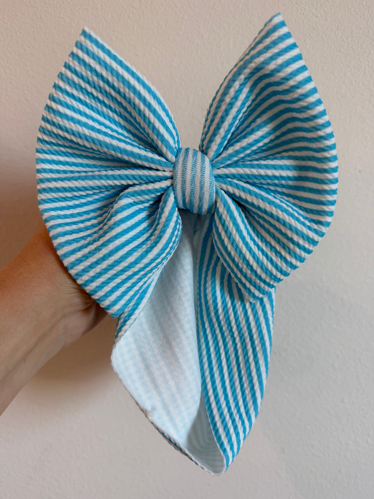 BOW - STRIPED BLUE