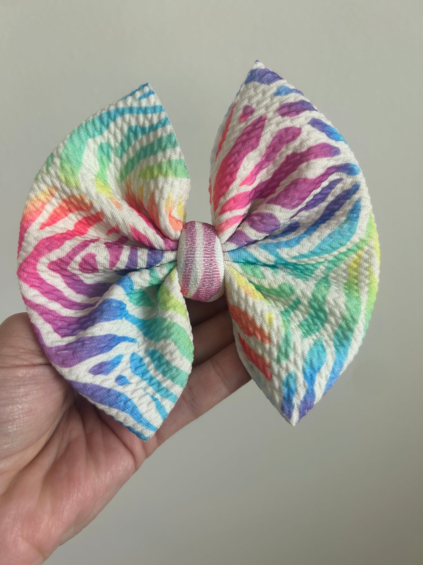 BIG CLIP - RAINBOW ZEBRA