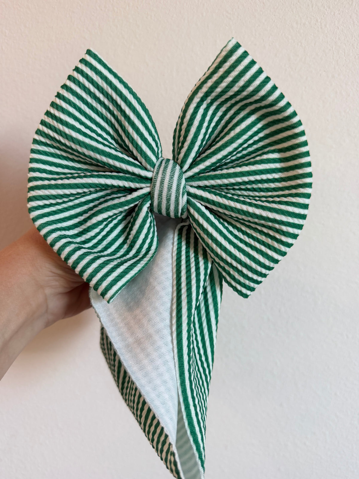 BOW - STRIPED GREEN