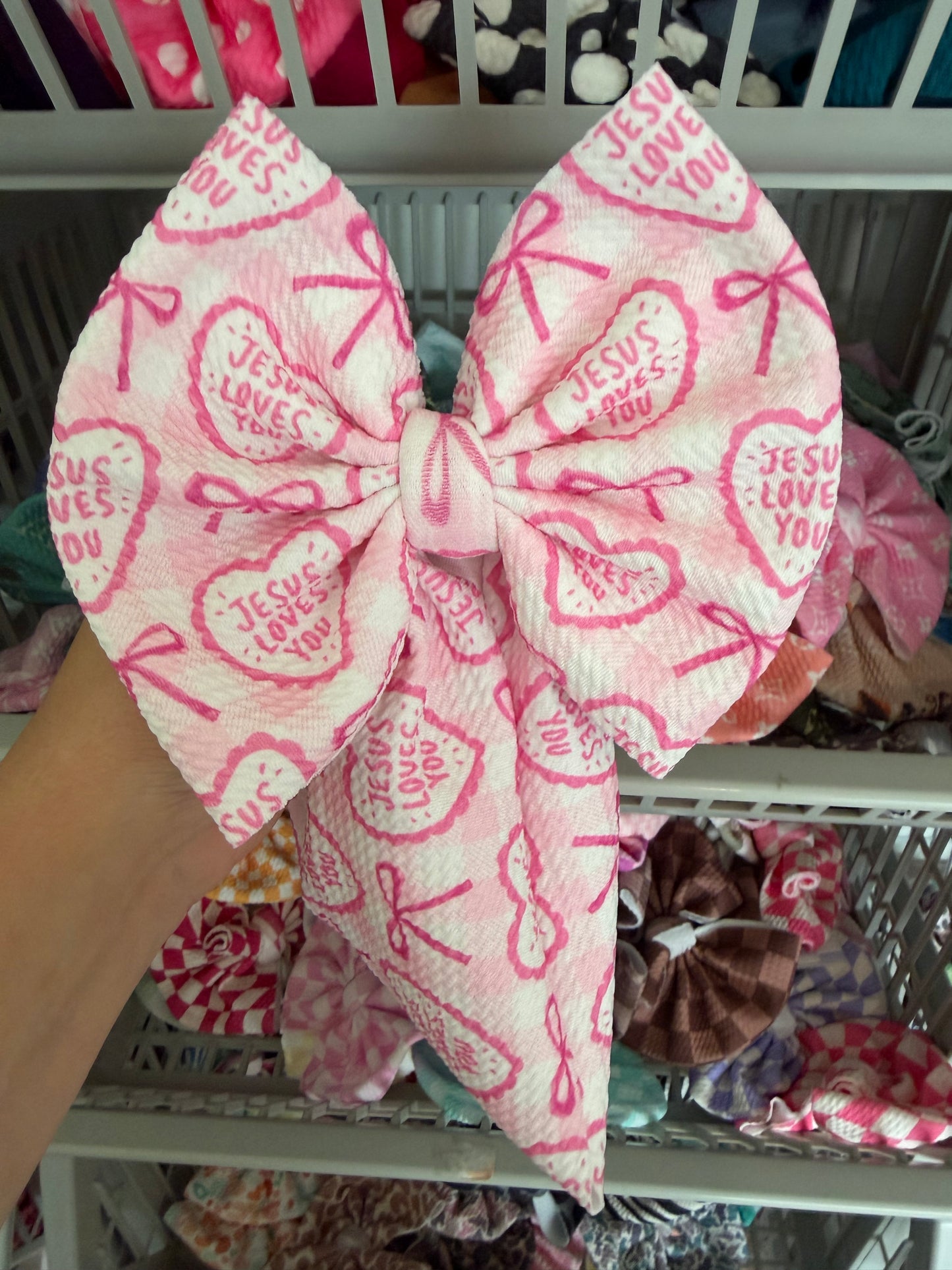 BABY REGULAR -JESUS LOVES YOU - PINK