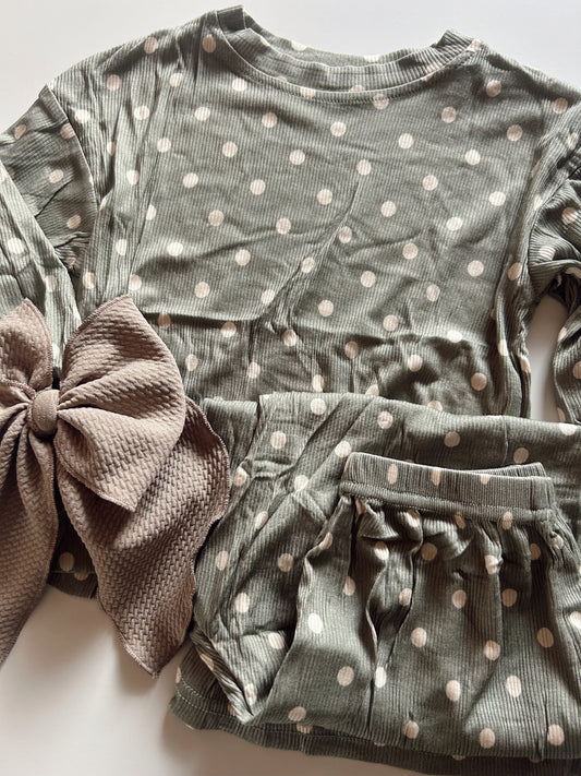 LOUNGE SET - READY TO SHIP -SAGE DOTS