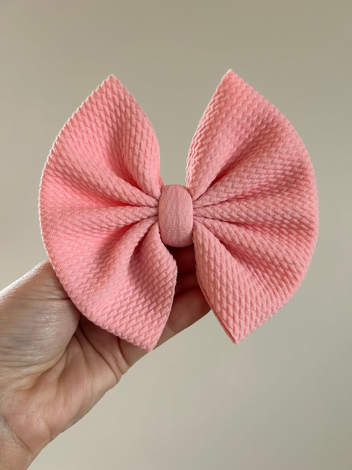 BIG CLIP BOW -BUBBLE GUM PINK