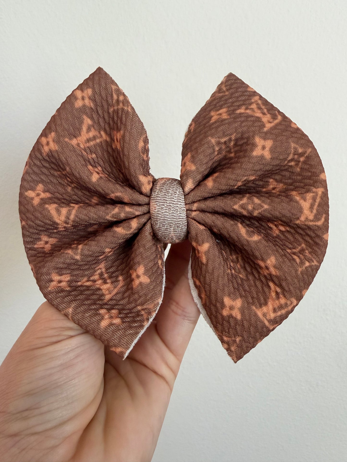 BIG CLIP BOW - BOUJEE COCONUT