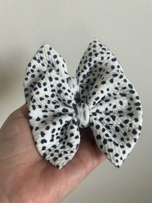 PIGGIE CLIPS - B/W SPECKS