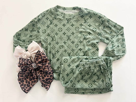 CHRISTMAS PRE ORDER - LOUNGE SET - BOUJEE FIR GREEN