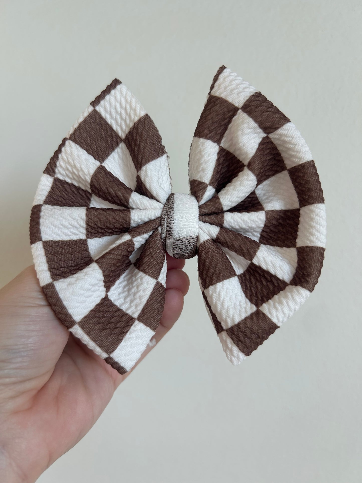 BIG CLIP - BROWN/WHITE CHECKERED