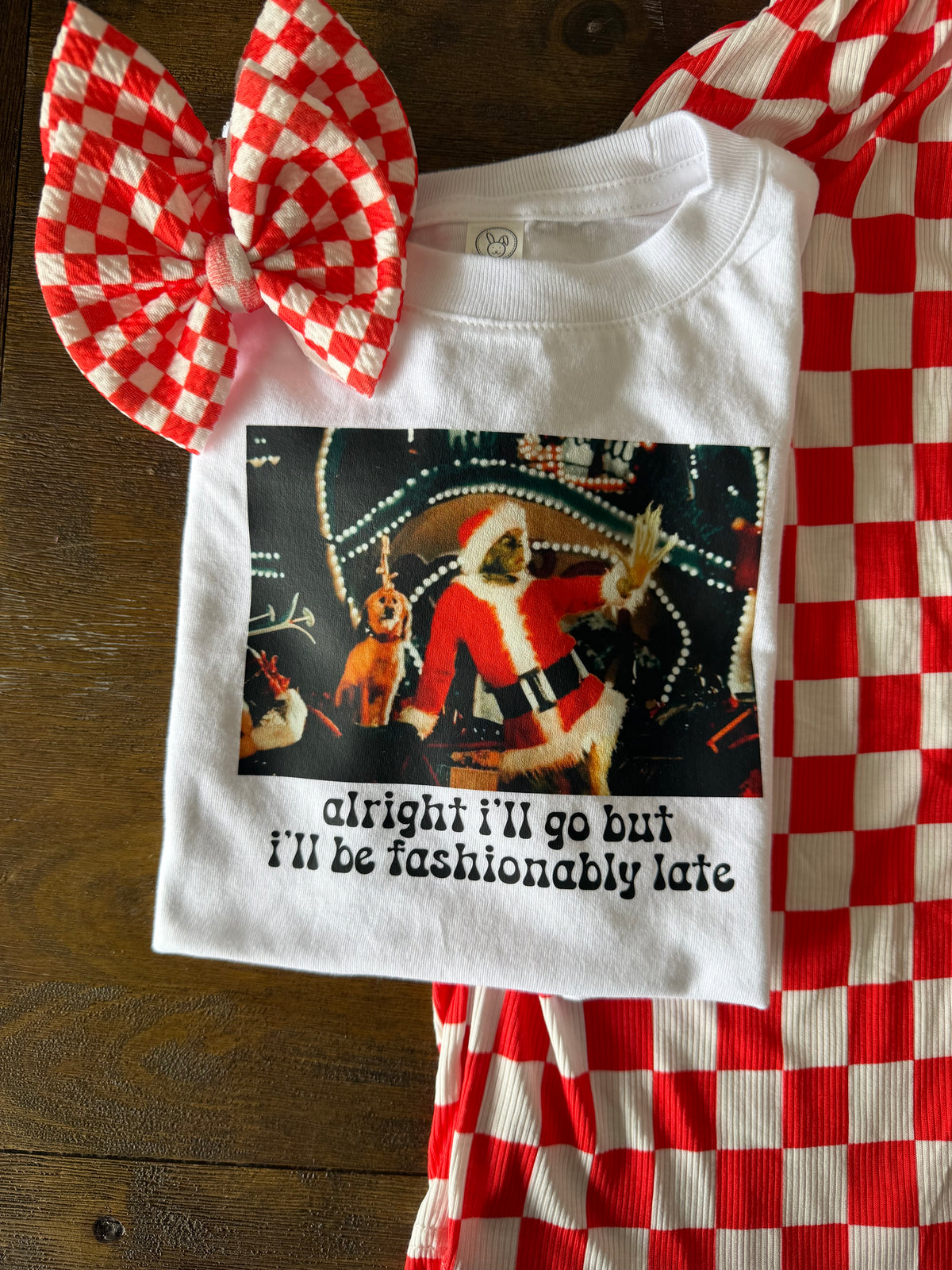 FASHIONABLY LATE - TEE
