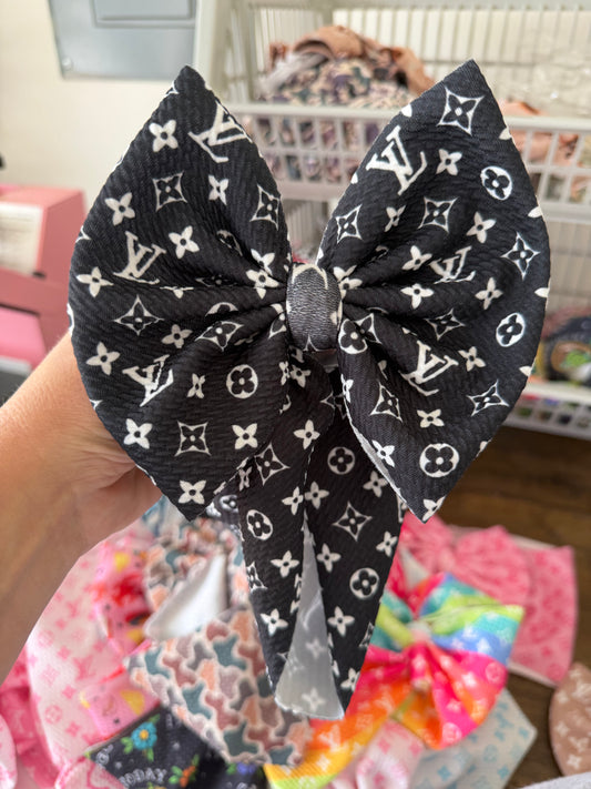 BABY REGULAR -BLACK/WHITE NEW BOUJEE