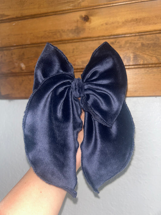 FALL BOW DROP - VELVET NAVY