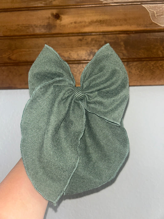 FALL BOW DROP - GREEN I LOVE