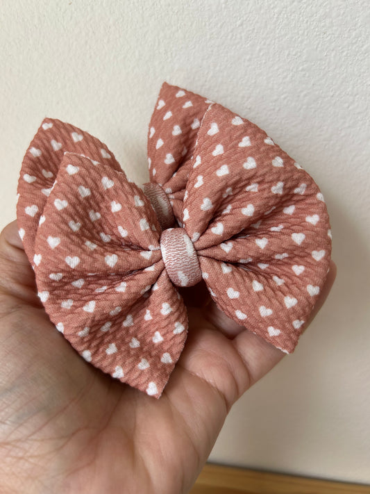 PIGGIE CLIPS - TAN HEARTS