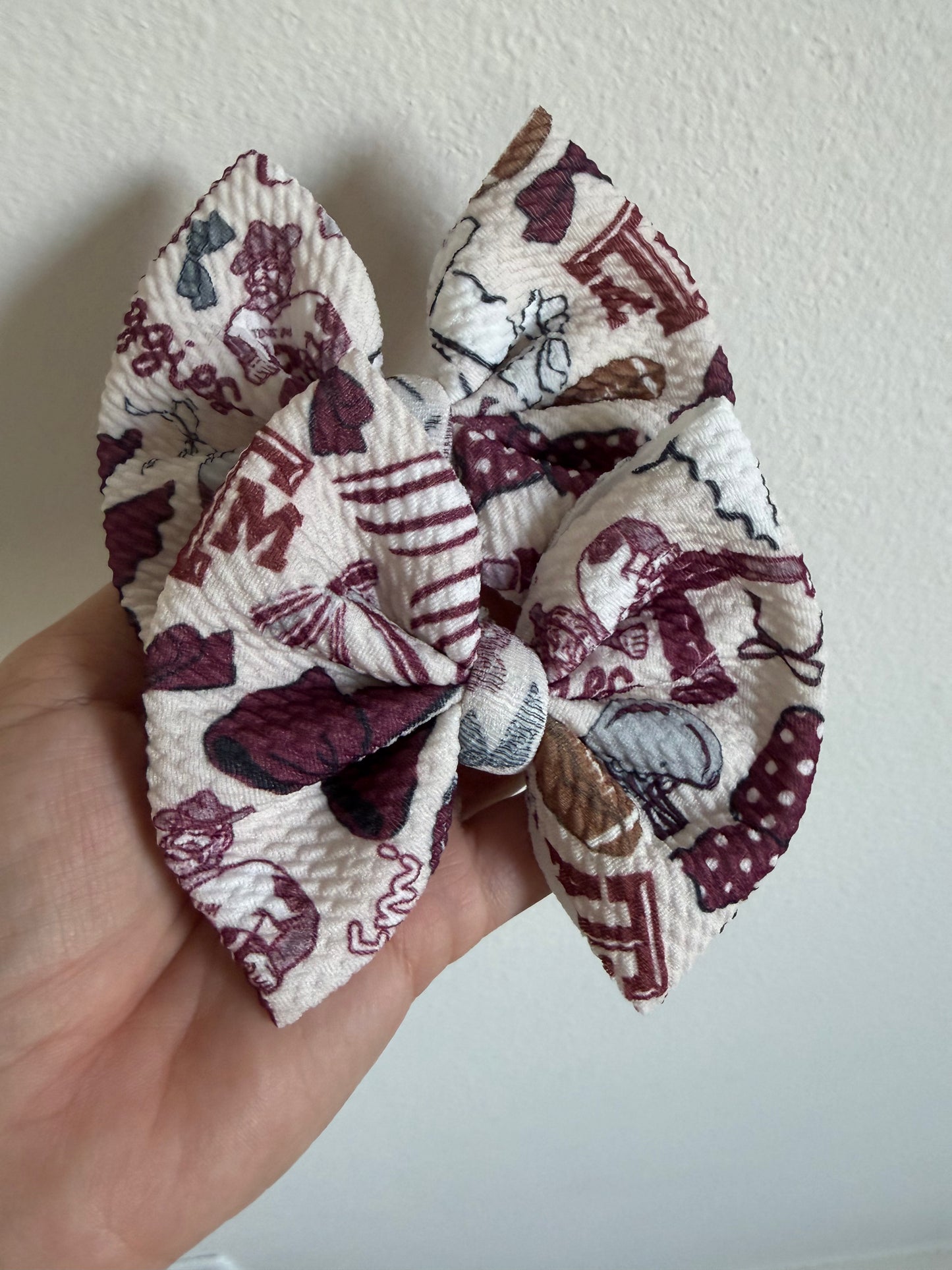 PIGGIES - AGGIES & BOWS